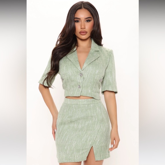 FASHION NOVA Can’t Let You Go Tweed Skirt Matching Set Sage Green SZ Medium NEW - Picture 2 of 16